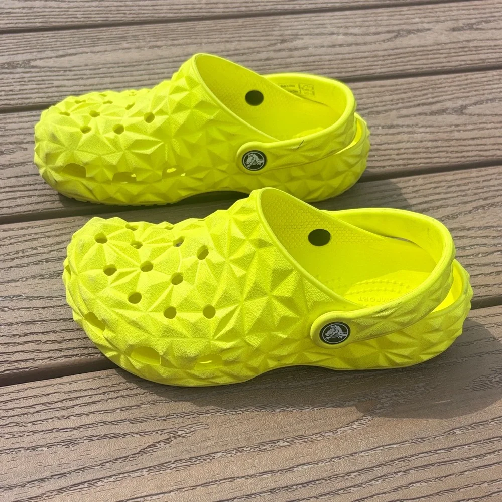 CROCS Kids Bright Yellow Textured Clog